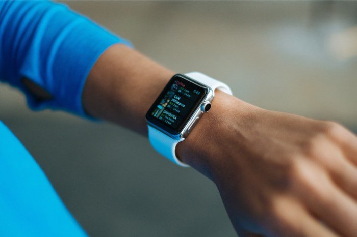 Cara menghubungkan iPhone 15 Pro Max ke Apple Watch