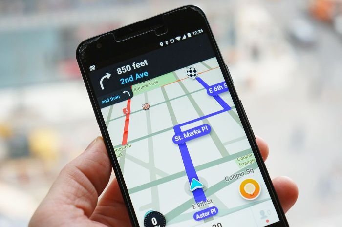 Aplikasi Navigasi Terbaik untuk CarPlay 2024